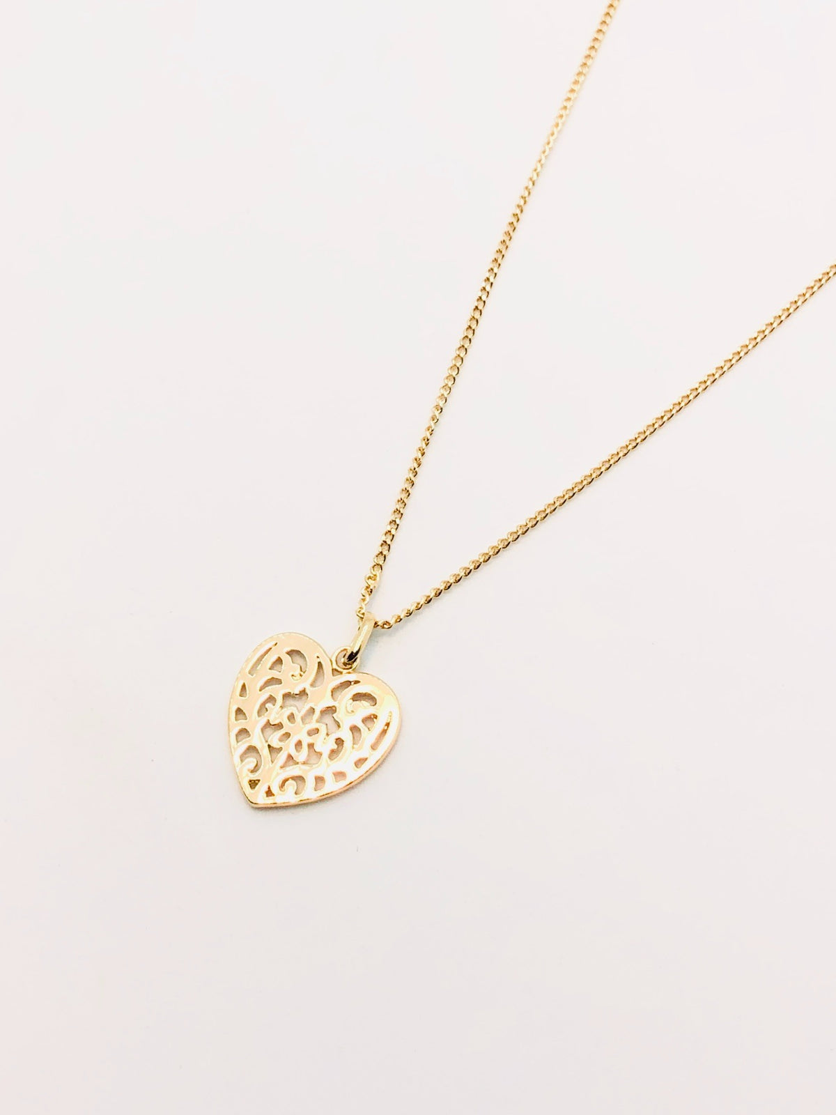 18k Filigree Heart Necklace