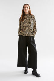 Elk Veda Turtleneck Top - Beige Sinda Print