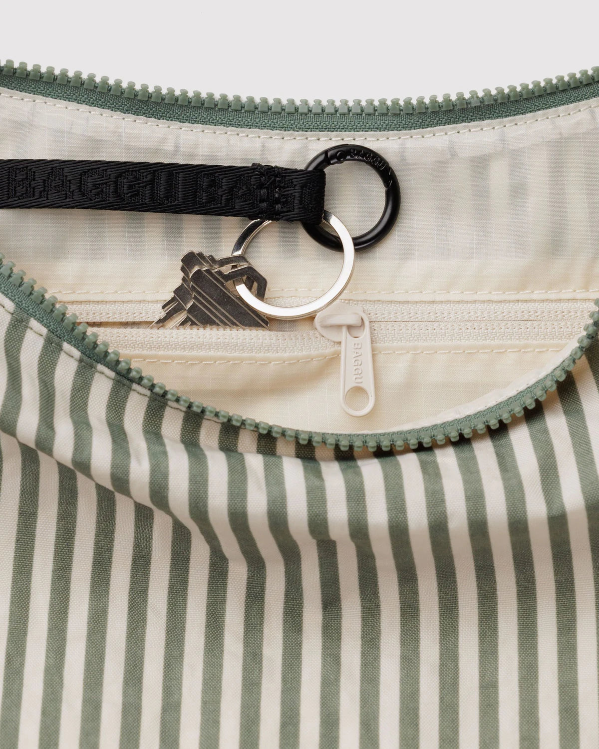 Baggu Medium Crescent Bag 47" Strap