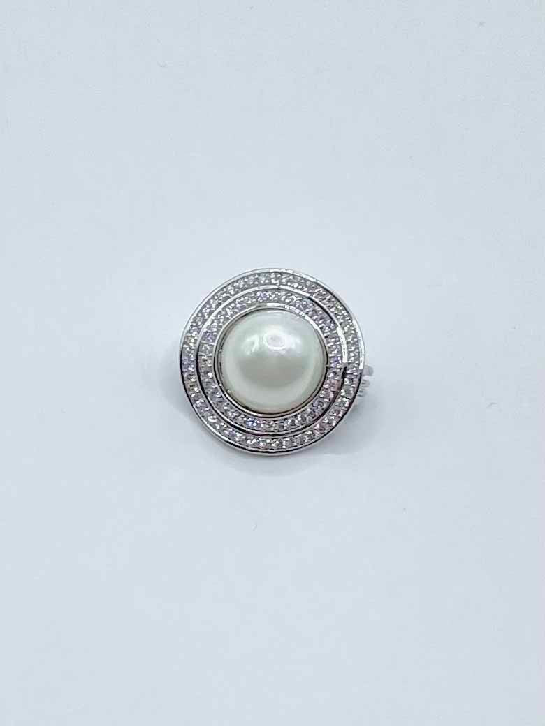Diamante Brooch - Pearl
