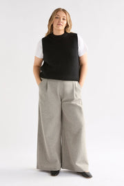 Elk Arp Vest - Black