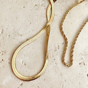 Sidewalk Chain Necklace - Gold