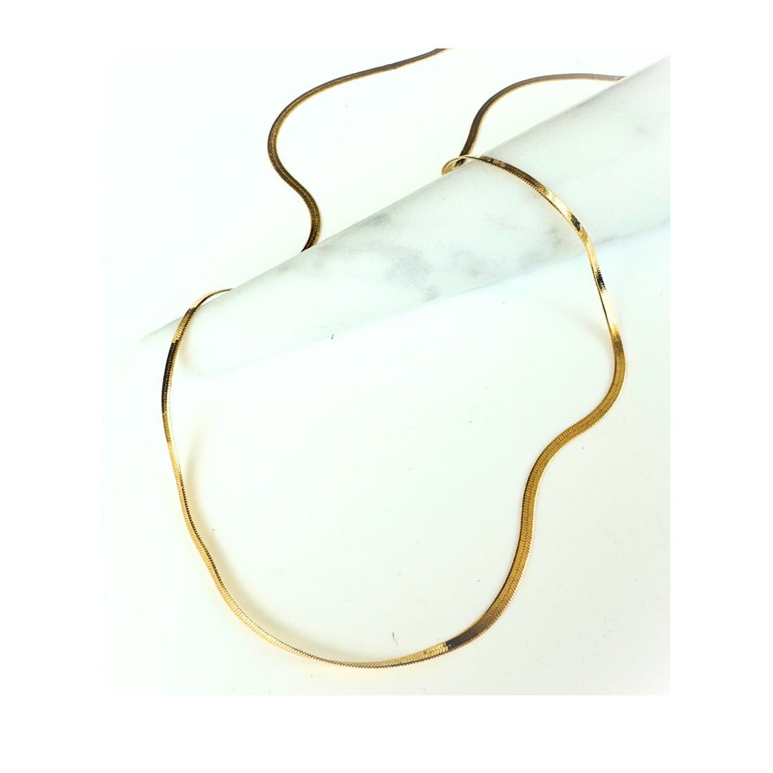 Into the Light - Herringbone Chain Gold