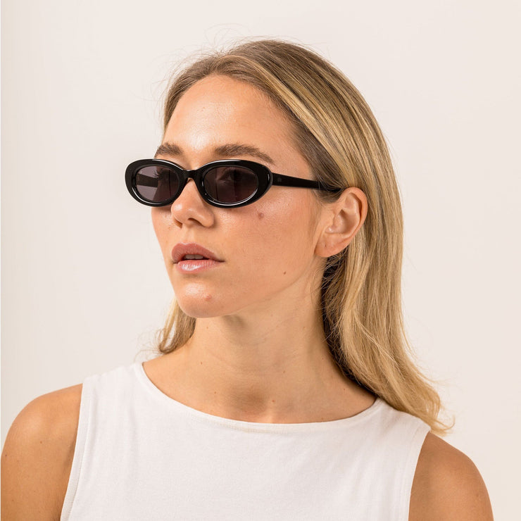 Sito Lourdes Sunglasses - Black/Smokey Grey