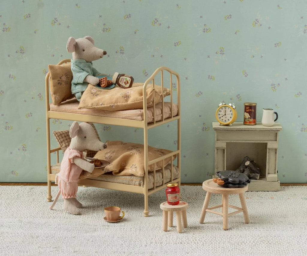 Maileg Bunk Bed Mouse - Wheat