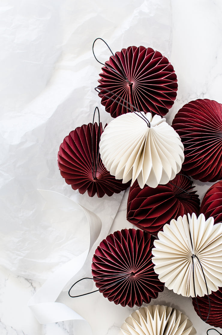 Classic Red Paper Heart w Silver Ornament 9cm