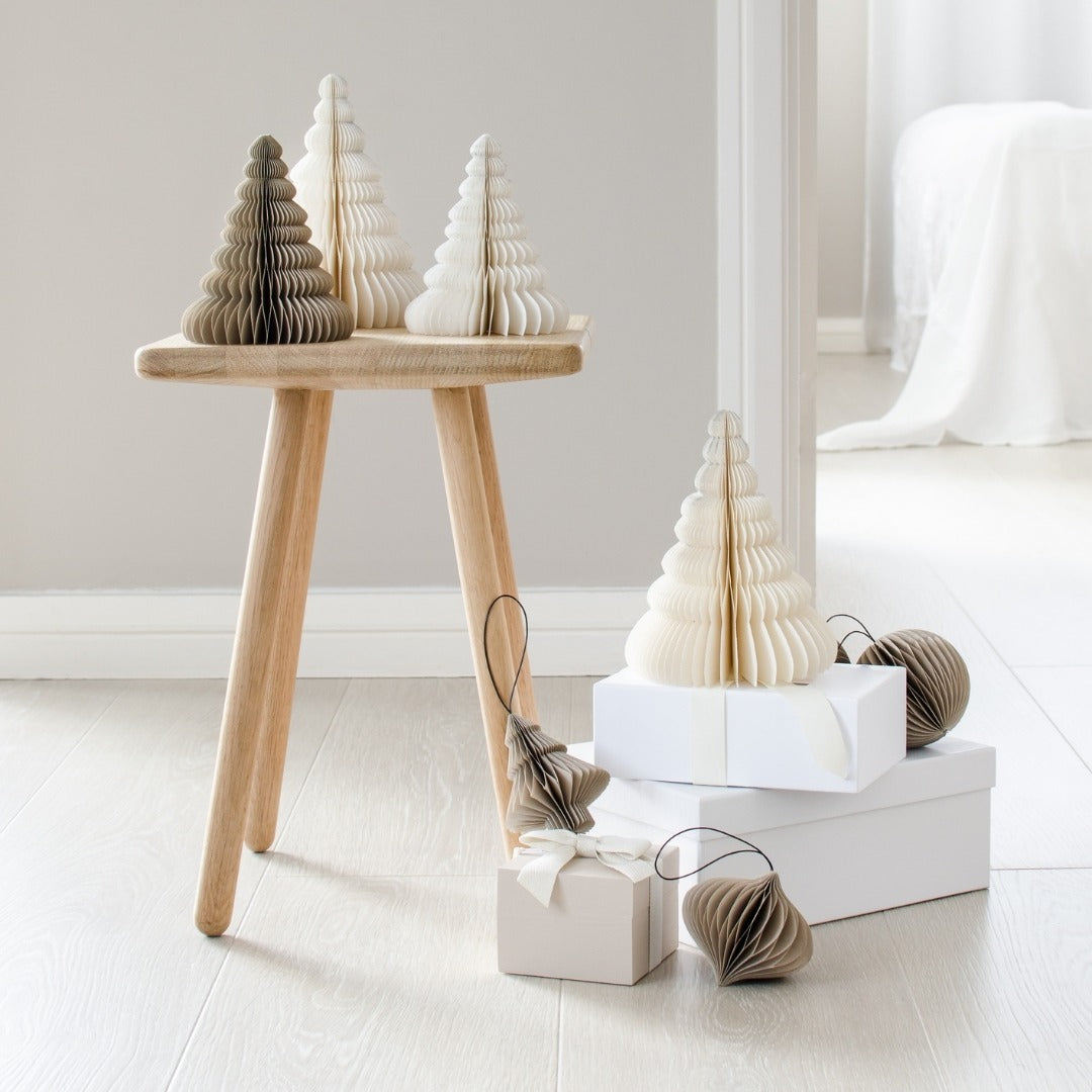Off White Standing Christmas Tree w Silver Glitter Edge 24cm