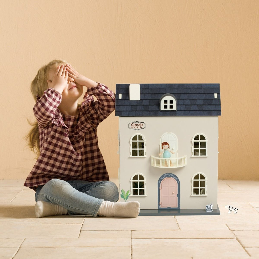 Wooden Vintage Dolls House