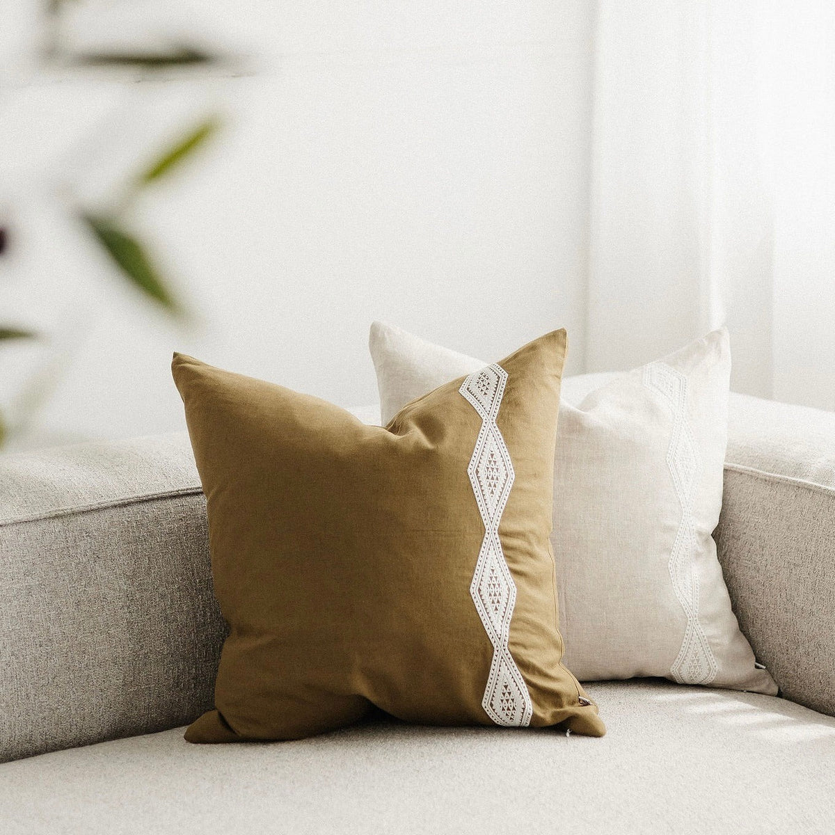 Kakano Cushion