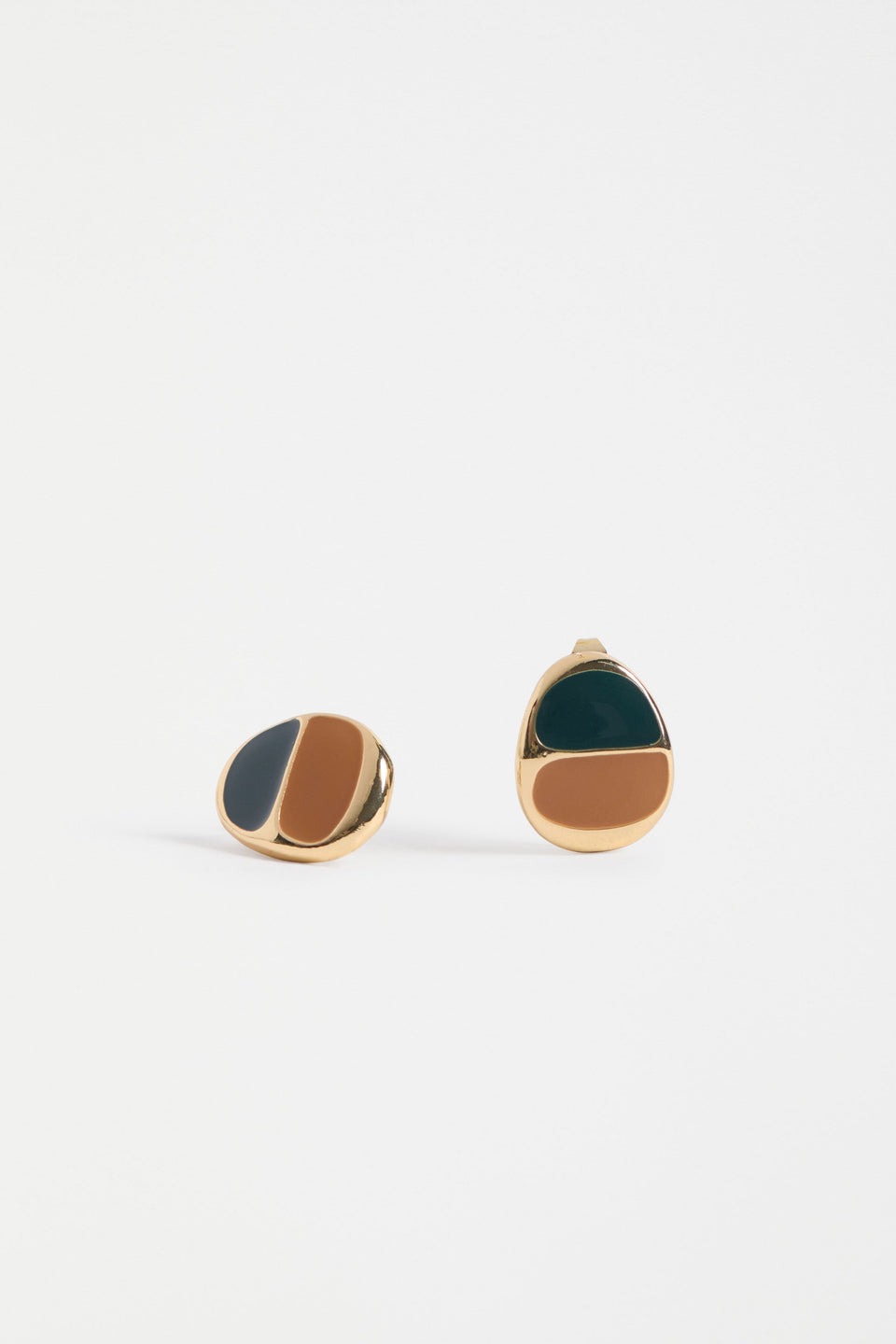 Elk Ter Small Stud Earrings