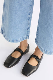 Elk Kuren Flat Shoe - Black