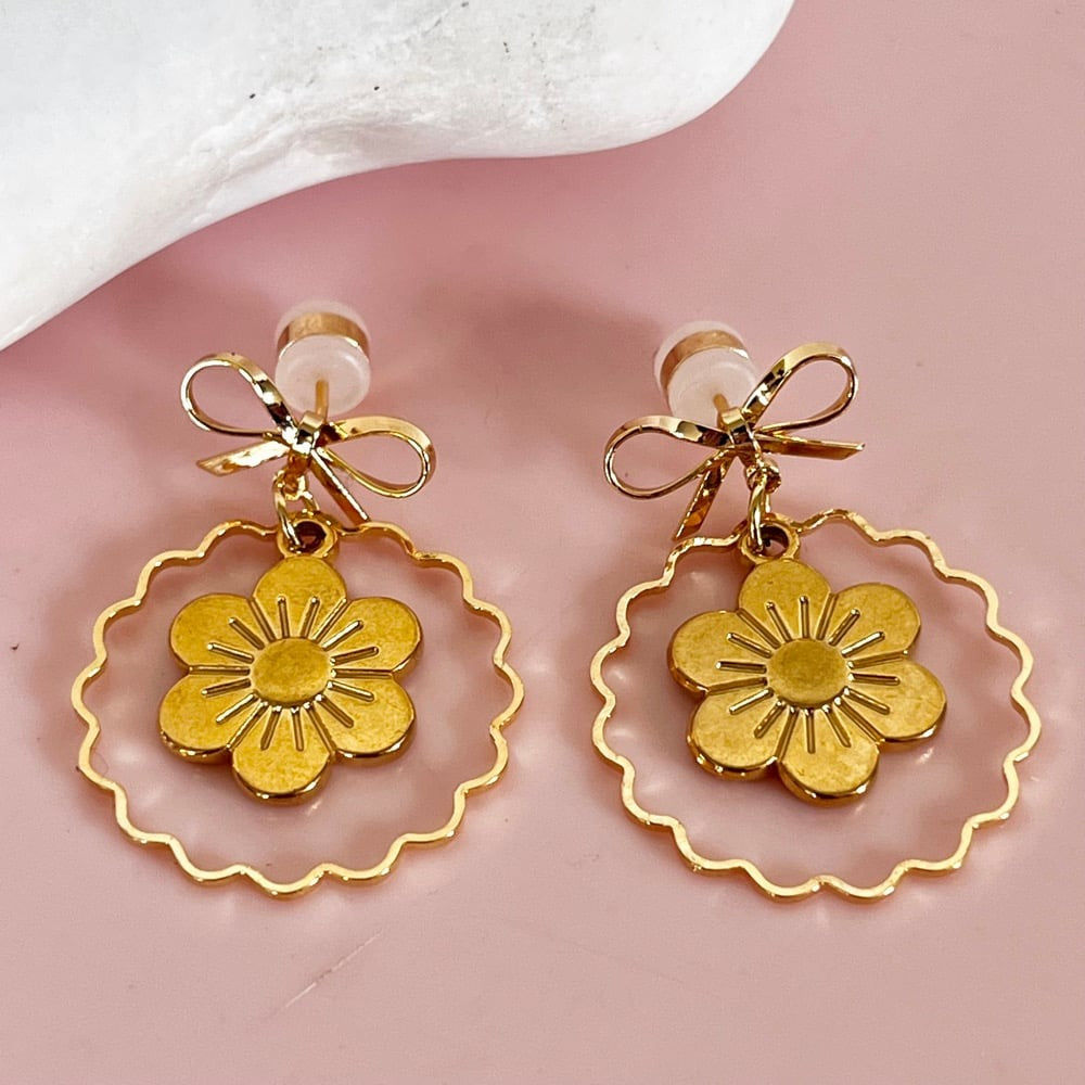 Flower & Bow Drops