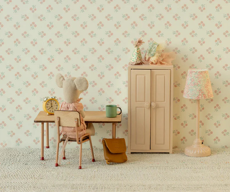 Maileg Vintage Floor Lamp - Powder