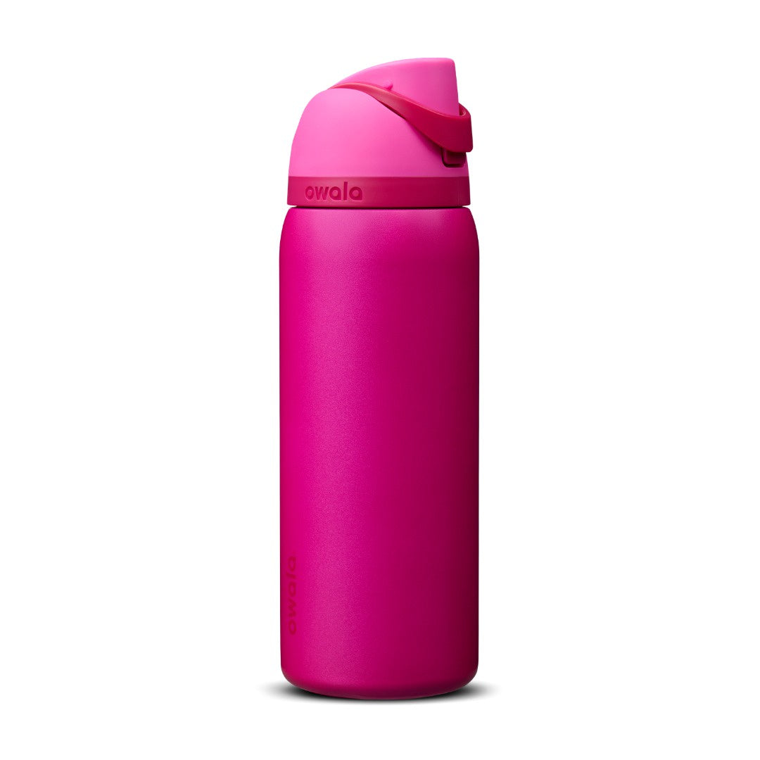 Owala Freesip 945ml Drink Bottle - Read My Lips