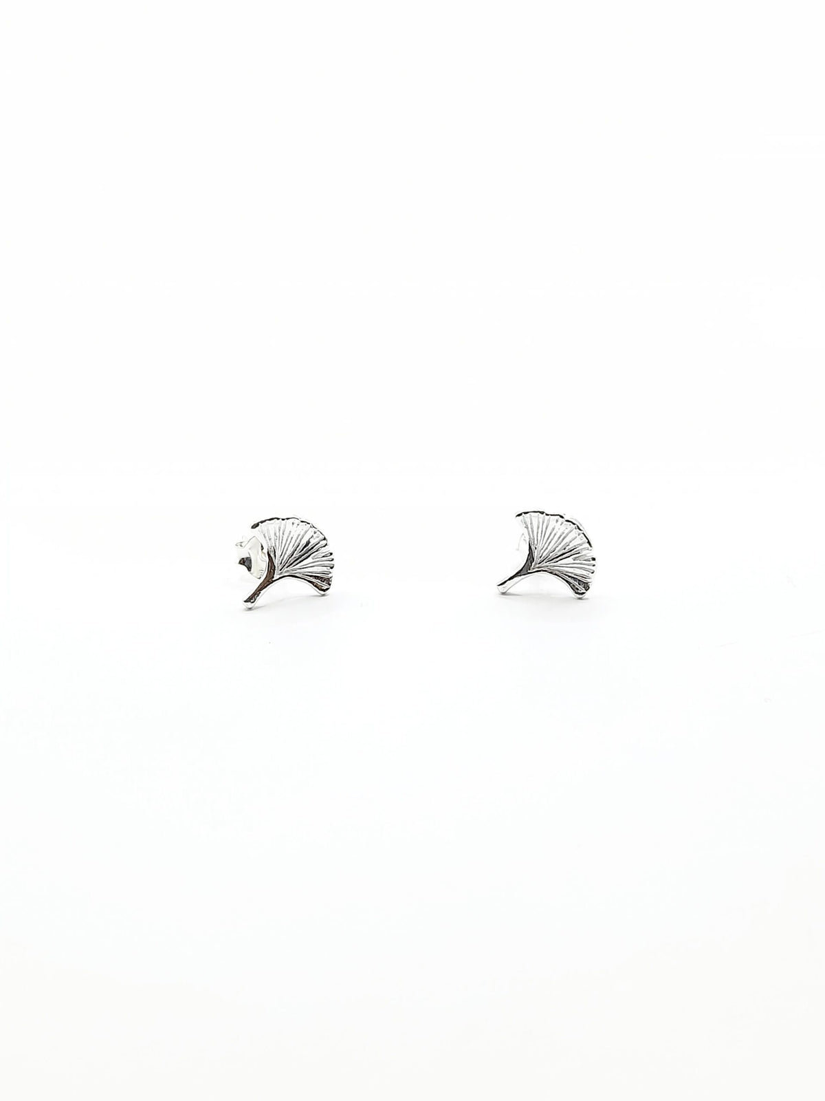 Sterling Silver Genko Studs