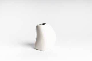 Harmie Vase - Kerry White