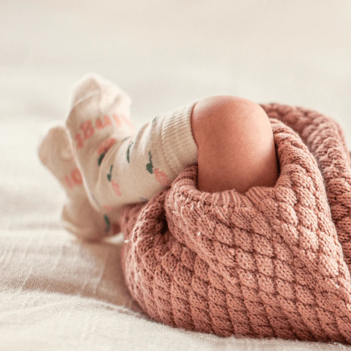 Lamington Knee High Socks - Rosie